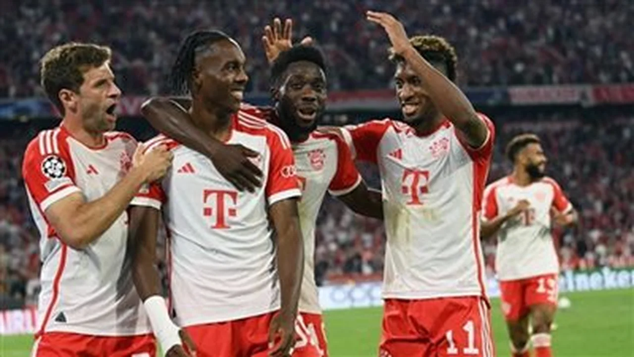 صدام الدوري الألماني.. توقيت مباراة بايرن ميونخ وأوجسبورج والتشكيل المتوقع والقنوات الناقلة